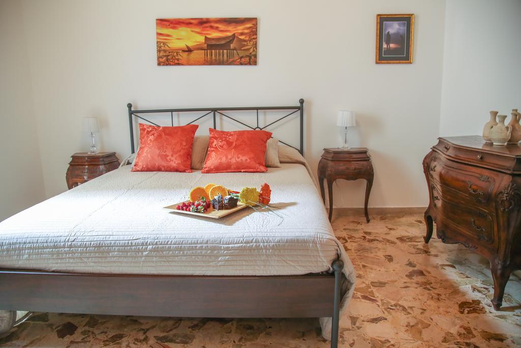 Soffio Del Libeccio B&B Syracuse Cameră foto
